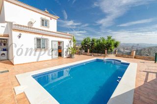 Maison à Arenas. Casa de campo con vistas panorámicas en arenas