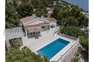 Maison à Cómpeta. Villa de lujo con vistas panorámicas al mar, cerca de cómpeta