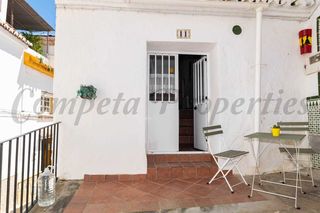 House in Torrox Pueblo. Encantadora casa de pueblo en torrox con preciosas vistas y casi