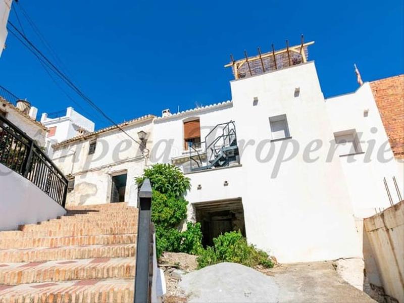Foto b0348d56-e955-4494-ac38-3c4cac15925a. Casa a schiera con riscaldamento in Sayalonga
