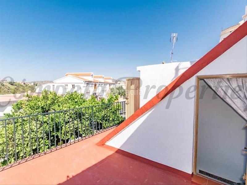 Foto 5b6bbd3b-4991-461f-811e-99ffd92b8726. Casa a schiera con riscaldamento in Cómpeta