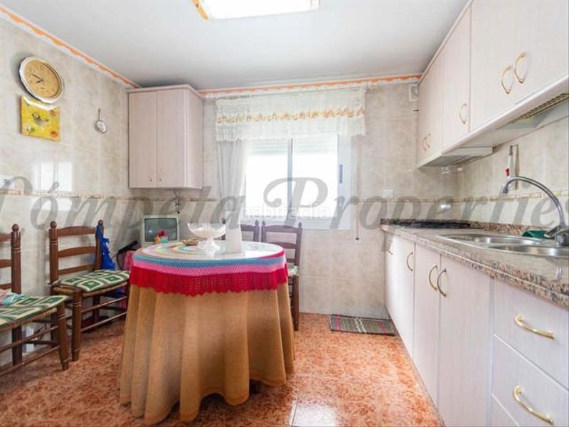 Foto 3d3440d1-56a2-416b-aa00-75dcd376dd6b. Casa adossada amb calefacció a Cómpeta