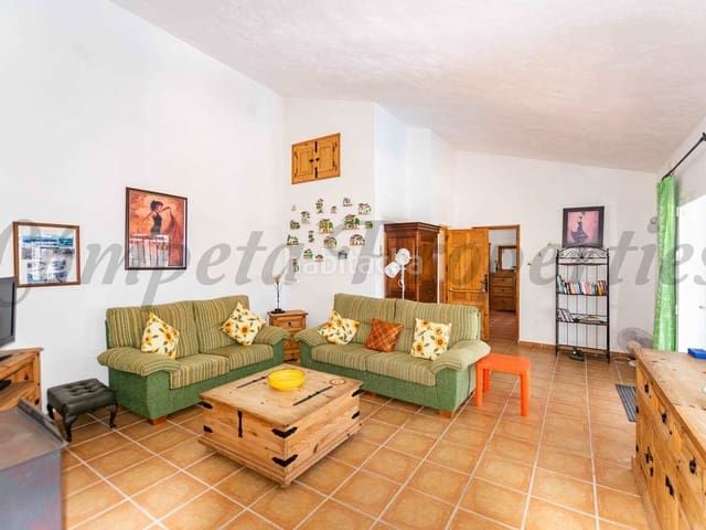 Foto 905989e2-ec45-49b7-a366-4bb9988fd9a8. Haus mit heizung in Torrox pueblo Torrox