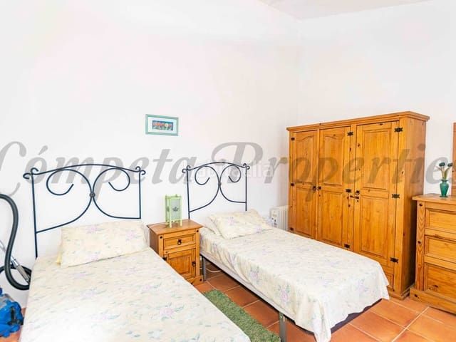 Foto b3315455-074a-4ec2-9d75-08bf372ca7b7. Haus mit heizung in Torrox pueblo Torrox