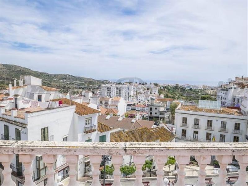 Foto 12a87e90-233c-4ea3-aa3d-b2951cdfd048. Casa adosada en Torrox pueblo Torrox