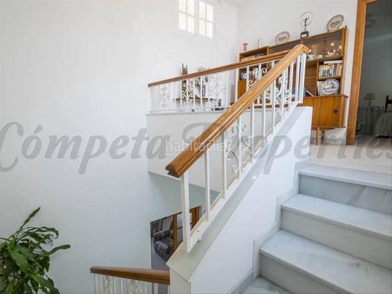 Foto 86a981a6-cdc4-4031-8f94-b31da0c53e86. Casa adosada en Torrox pueblo Torrox