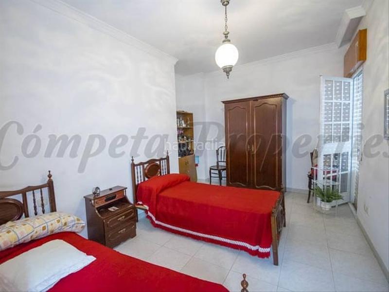 Foto b026cbe1-1f77-42c3-8611-ab54b3054f36. Casa adosada en Torrox pueblo Torrox