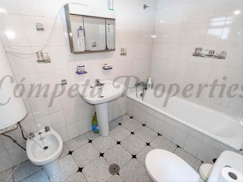 Foto bce2c678-39ec-4691-bd88-4f0961c6a884. Casa adosada en Torrox pueblo Torrox