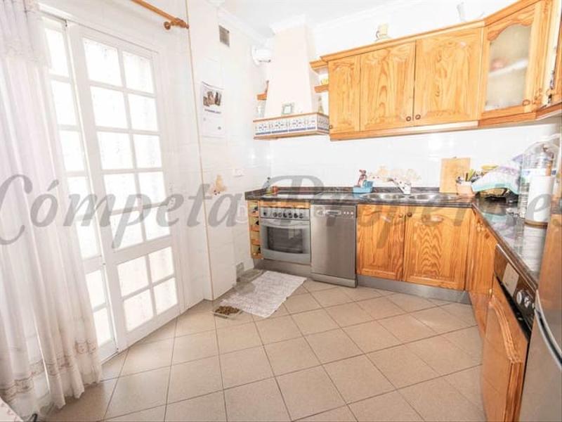 Foto 2c8e460a-e25c-4afb-8aab-24e524d98b0f. House with heating in Torrox pueblo Torrox