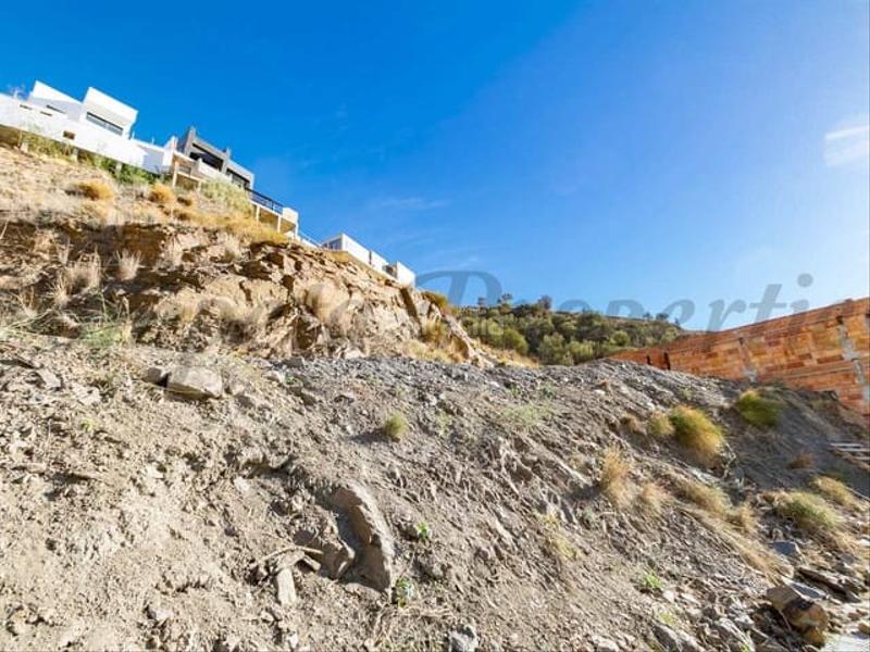 Foto 74de48d6-f1c1-4b2c-86d5-d17c545516b2. Terreno residencial en Torrox pueblo Torrox