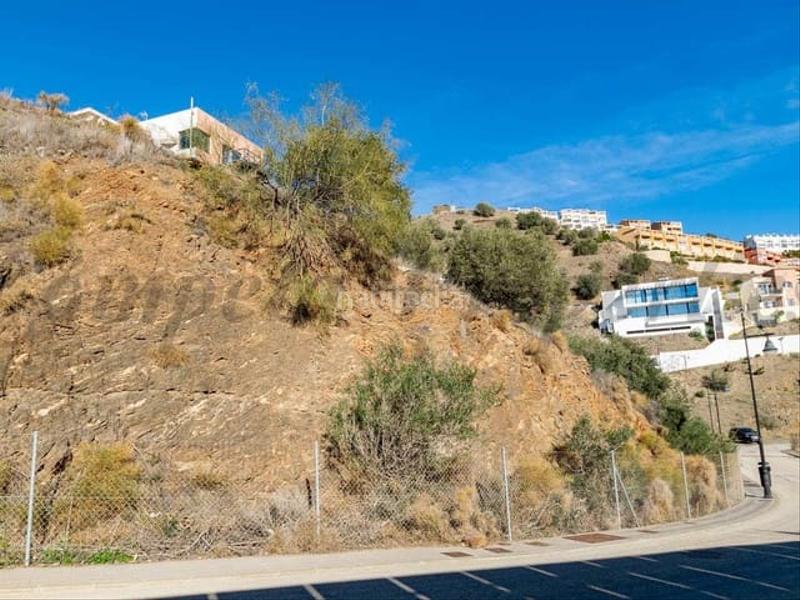 Foto fc2c3a10-de7a-427a-8de9-34a953768663. Wohngrundstück in Torrox pueblo Torrox