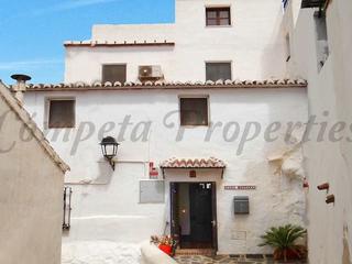 Casa adossada a Canillas de Aceituno