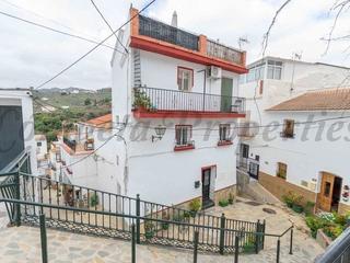 Semi detached house in Árchez