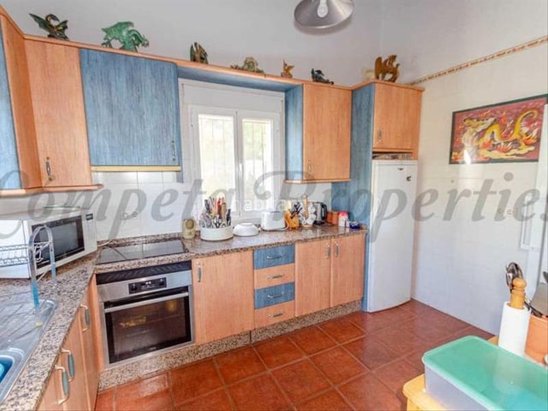 Foto 1028cee0-0d63-4442-9cb8-838d2456fea8. Casa en Cómpeta