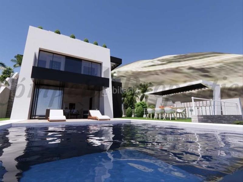 Foto 9224ed6f-4305-4e94-9394-23e7c6c9420e. Casa a schiera con riscaldamento in Torrox pueblo Torrox