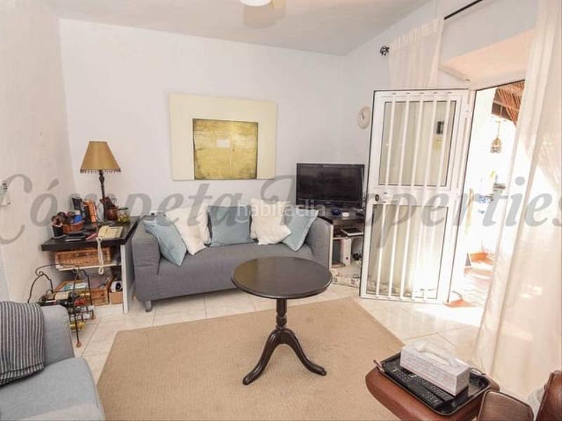 Foto 2cc4f183-f538-4737-a7b5-e61fc40e5fad. Semi detached house with heating in Torrox pueblo Torrox