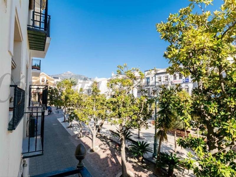 Foto dd0cd444-b255-4a46-88bd-50b434e83232. Casa adossada amb calefacció a nueva Nerja Nerja