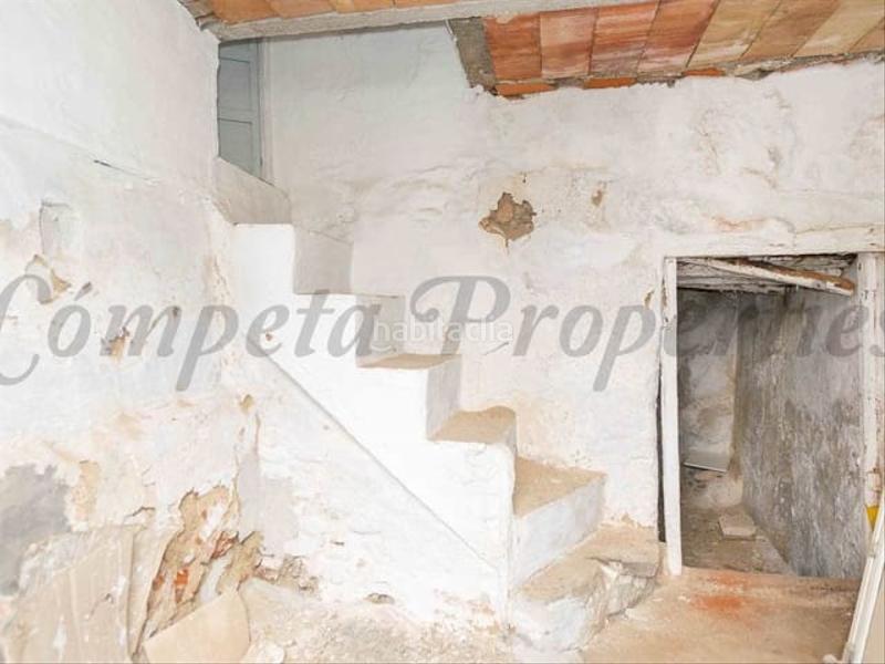 Foto f6622f10-3fea-48f0-acdd-3314ef5268e4. Casa adossada amb calefacció a Cómpeta