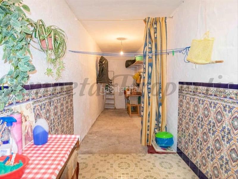 Foto 9d5830e1-36f2-4a75-ab82-54561271b42e. Casa adossada amb calefacció a Cómpeta