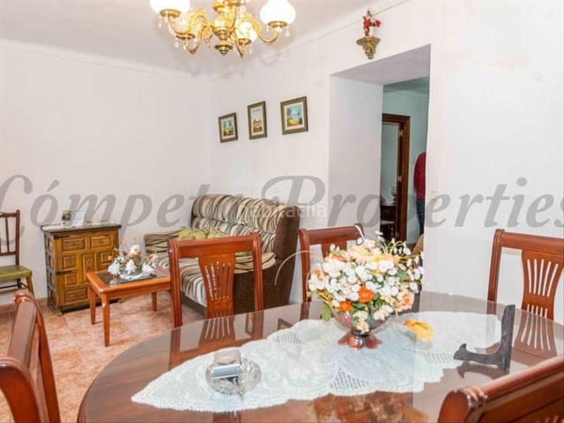 Foto cd1a69c3-9779-4b35-9282-4d312d3c9fb3. Casa adosada en Torrox pueblo Torrox