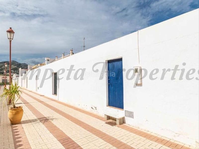 Foto 019862b0-1b11-46a2-832f-8244525c7cd7. Casa adosada en Torrox pueblo Torrox
