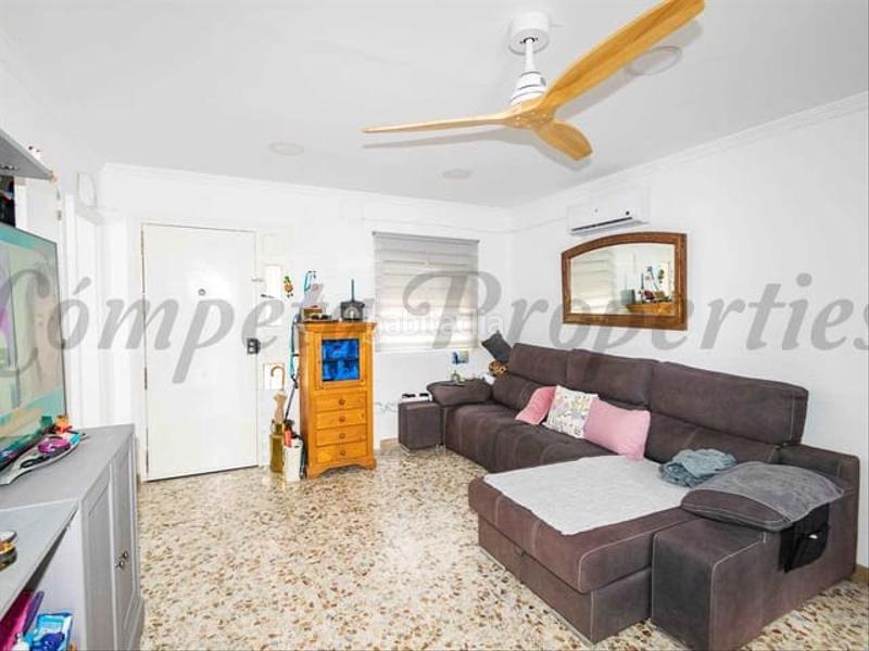Foto f123257c-fb34-44de-ad1f-520a57da4f3b. Casa adosada en Torrox pueblo Torrox