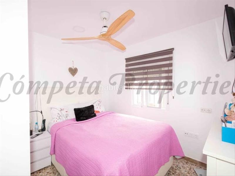 Foto 7ae00f68-6b18-4c92-bef3-4326cd45843d. Casa adossada amb calefacció a Torrox pueblo Torrox