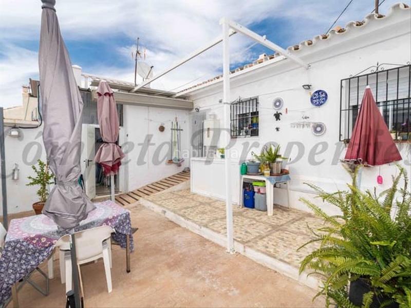 Foto e04aa49d-ec16-4a07-96df-9e13e5ea5ea9. Casa adossada amb calefacció a Torrox pueblo Torrox