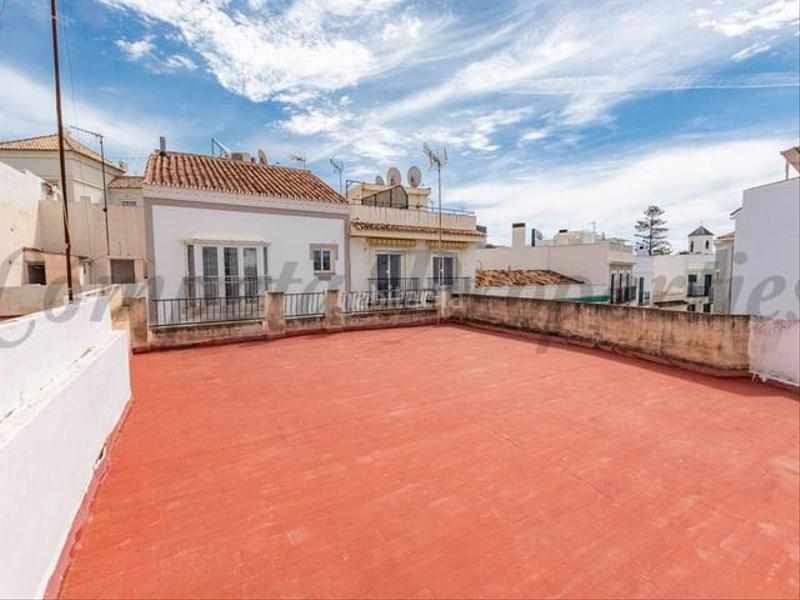 Foto aacaf668-fea8-4a09-af63-c023d4a9cc40. Casa adosada en nueva Nerja Nerja