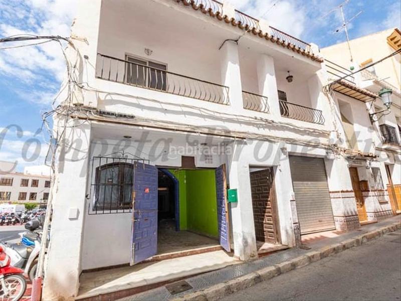 Foto 4acfa79f-72fb-4c1e-aa54-1788fa6da099. Maison jumelée avec chauffage dans nueva Nerja Nerja
