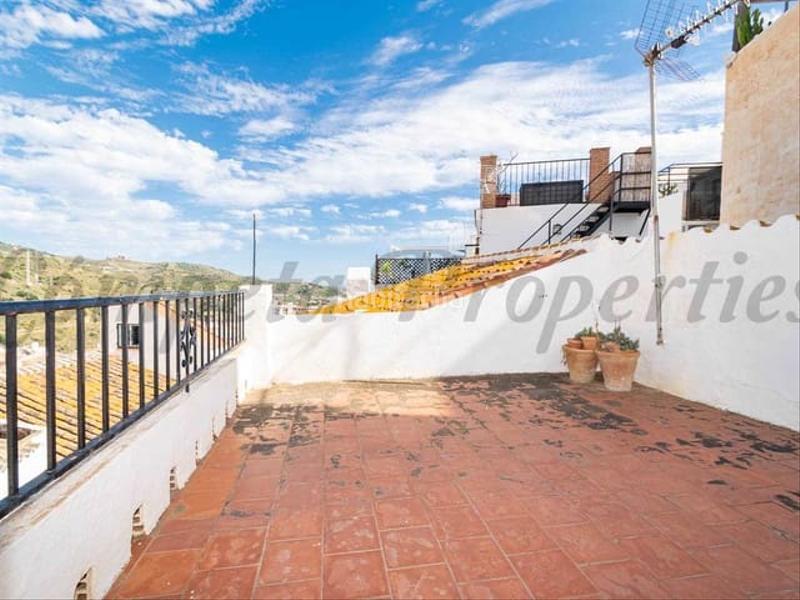 Foto a06ffac5-6551-41c9-97e7-af7bd000eba2. Casa adosada en Torrox pueblo Torrox