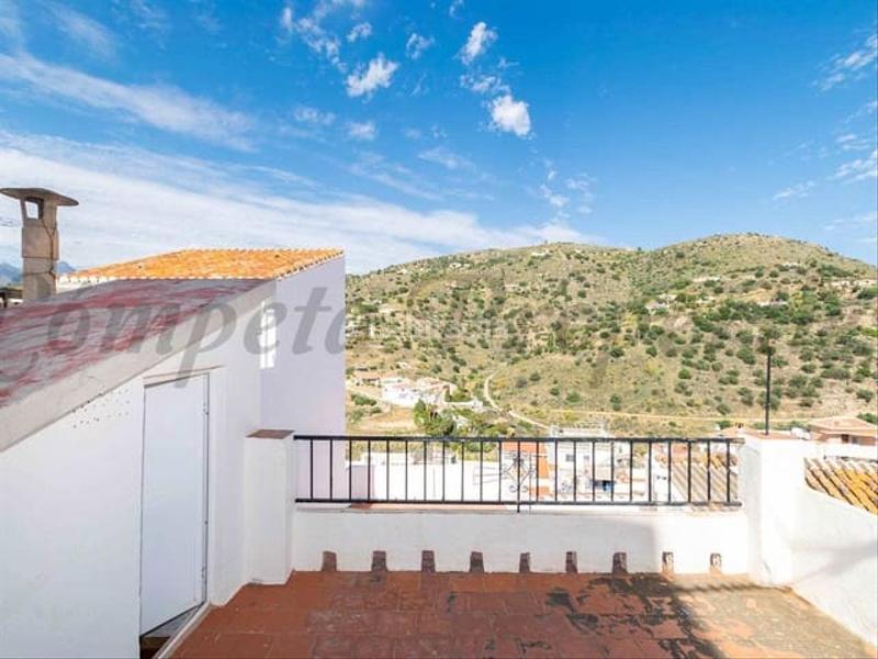 Foto 566e8207-b6ee-43de-b77f-ddd2a7d9df74. Reihenhaus mit heizung in Torrox pueblo Torrox