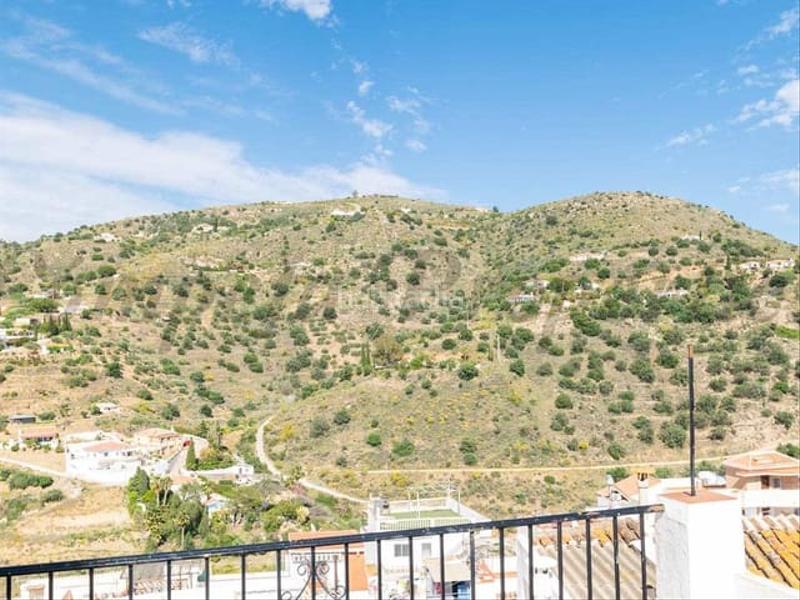 Foto 6915d300-3983-486f-87b6-bf1c84e5f471. Semi detached house with heating in Torrox pueblo Torrox