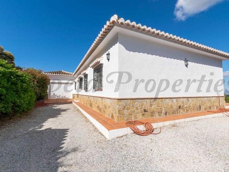 Foto 5c6c14a0-5dd6-4ab7-a1bb-1029582640b1. Casa en Cómpeta
