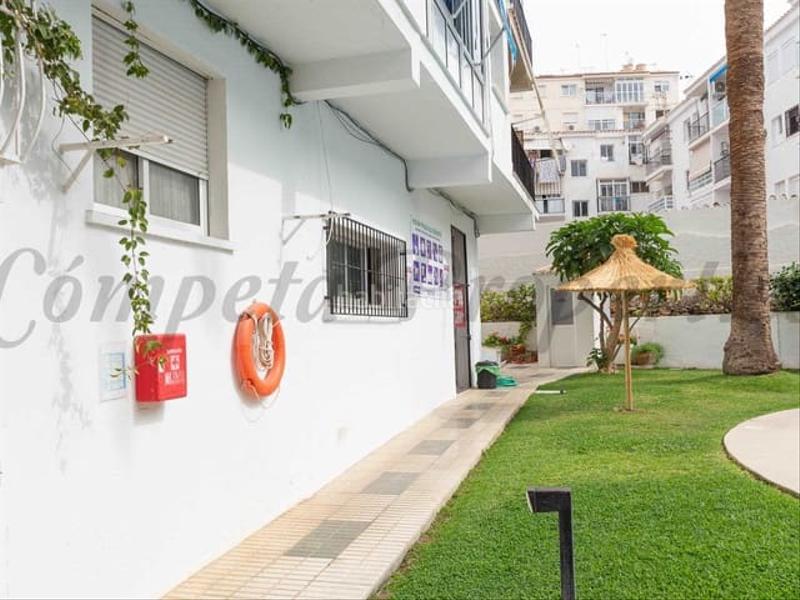 Foto 46aa393a-f7ab-45ed-bd49-920b7efb7b10. Local comercial amb calefacció a nueva Nerja Nerja