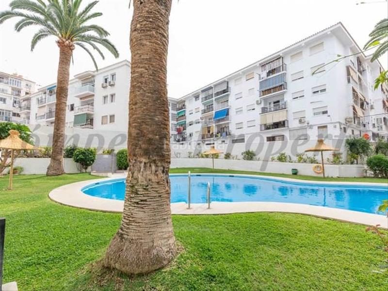 Foto 7b083adb-2292-4dd7-ac56-0ad147640f93. Local comercial amb calefacció a nueva Nerja Nerja