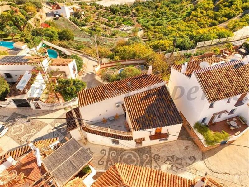 Foto 8c8450f3-9643-412c-b3f2-d9c58e46c457. Terreny residencial a Frigiliana