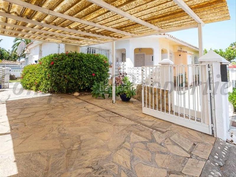 Foto 86a5c1f1-8d9f-4e56-bbe8-13e66af69113. Reihenhaus mit heizung in Torrox pueblo Torrox