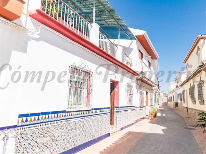 Foto 8e92964b-8a64-4fb0-af8c-70ee363df97a. Casa adosada en Torrox pueblo Torrox