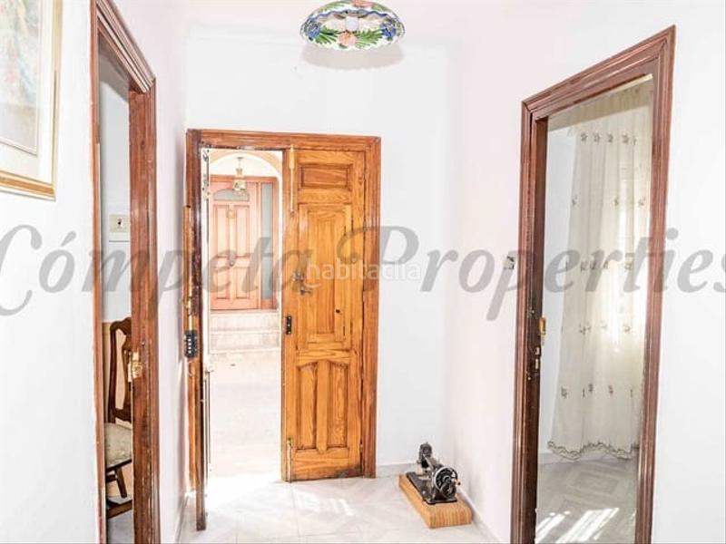 Foto bfe34dce-c25d-4e57-982a-cd9f6dbdc9df. Semi detached house with heating in Torrox pueblo Torrox