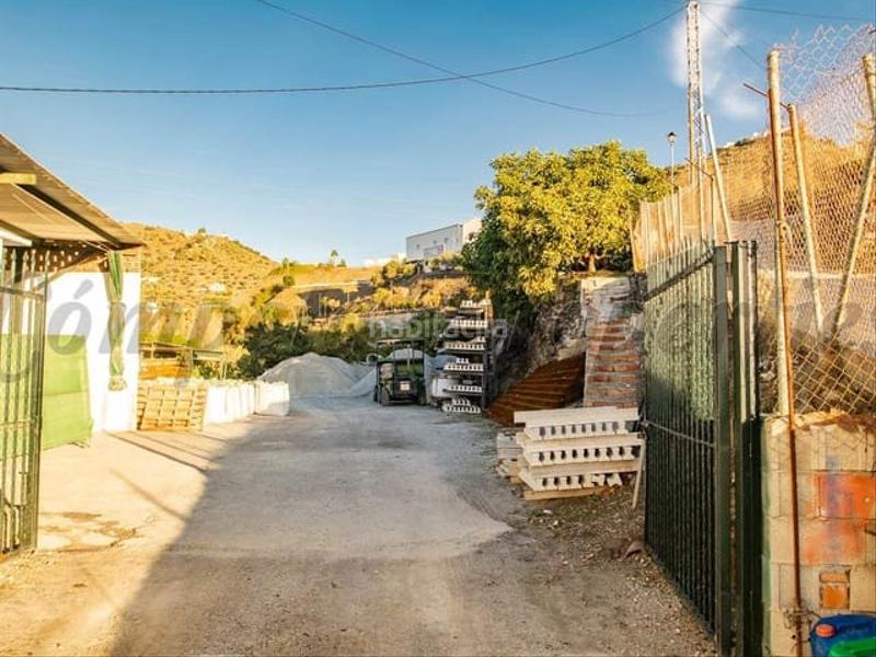 Foto abc9813b-7f2d-4bb6-856a-10199d9cba02. Terrain résidentiel dans Torrox pueblo Torrox