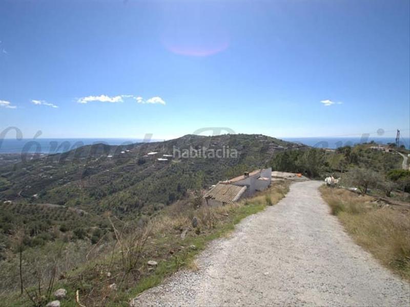 Foto e5f8a3aa-f82e-46d0-9a36-fc52147e41b0. Wohngrundstück in Torrox pueblo Torrox