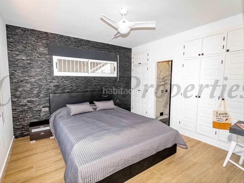 Foto b77f0693-cf2c-4f23-ab36-5d561855ee9f. Terreno residencial en Torrox pueblo Torrox