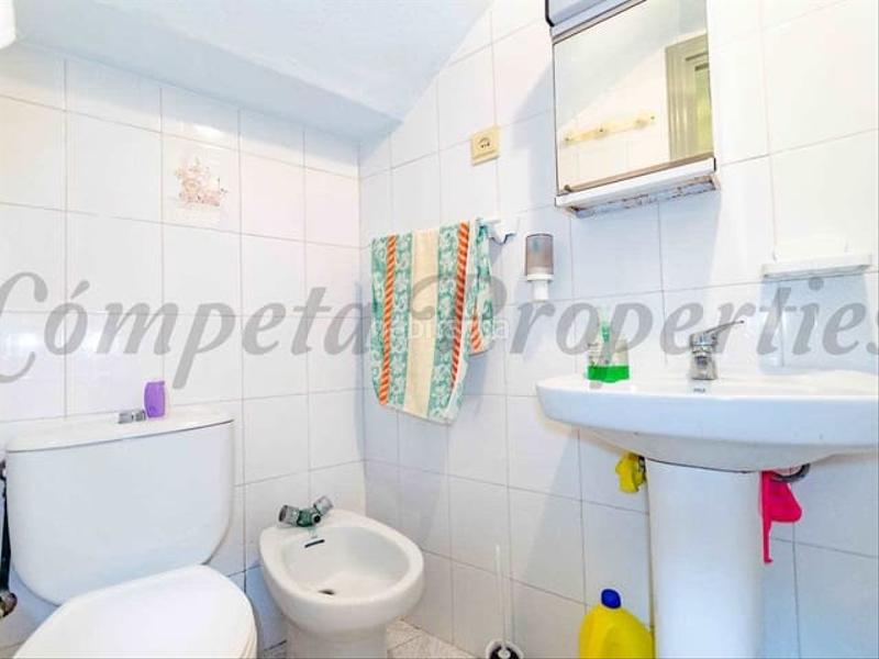 Foto 953b4dbd-ff0f-446e-b101-bc4699ed1f8b. Casa adossada amb calefacció a Cómpeta