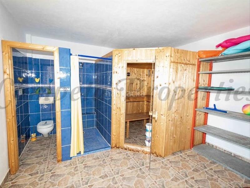 Foto 16d7e261-91a3-449e-8fbe-243b32c2e44b. Terreny residencial a Torrox pueblo Torrox