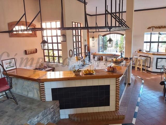 Foto 17ab2315-8d1d-4dc5-8c2c-559c5fc803fc. Maison avec chauffage dans nueva Nerja Nerja