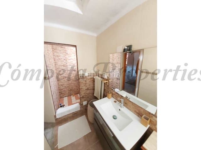 Foto 283204d3-4fbb-49ef-aa82-e8415b2153cf. Maison avec chauffage dans nueva Nerja Nerja