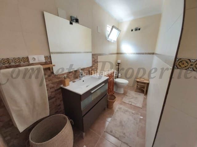 Foto 43334de0-b1c2-418e-8646-a04e3b1626a3. Maison avec chauffage dans nueva Nerja Nerja
