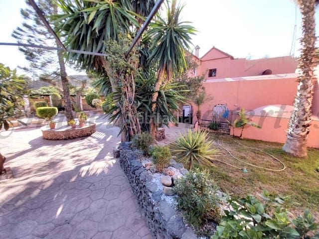 Foto 9031d23c-c38c-410f-9c15-fe3684675c10. Maison avec chauffage dans nueva Nerja Nerja