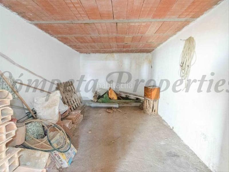 Foto 72eb7d02-6aea-472d-96db-647fff972cf7. Casa adossada amb calefacció a Salares